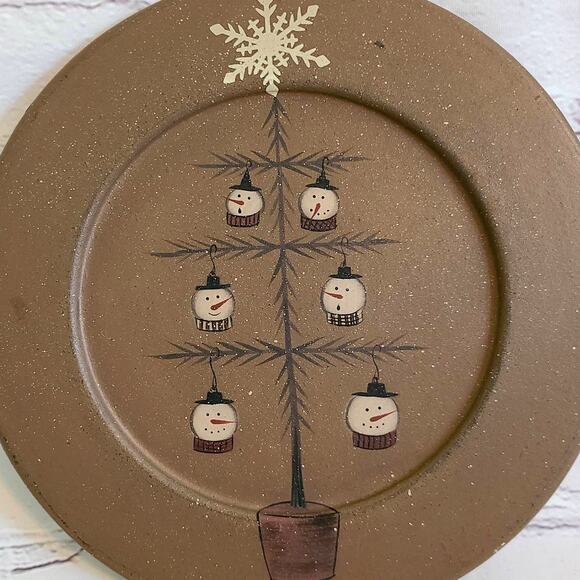 Donna White Christmas Plate Tree with Happy Snowman Ornaments Star Topper 9.5" - Picture 5 of 5